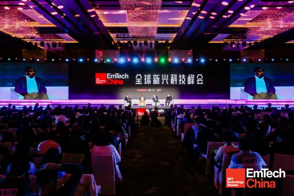 从EmTech China 2025看上海速记：高端科技会议的信息精准守护者